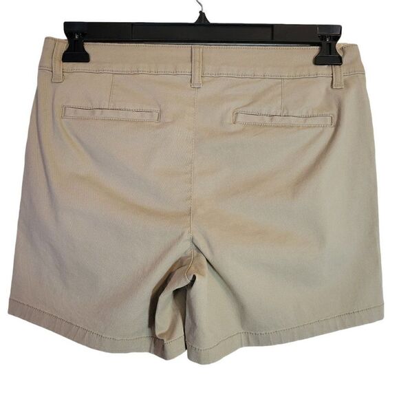 a.n.a Khaki Mid-Rise Twill Shorts (Size 6) - Picture 2 of 5